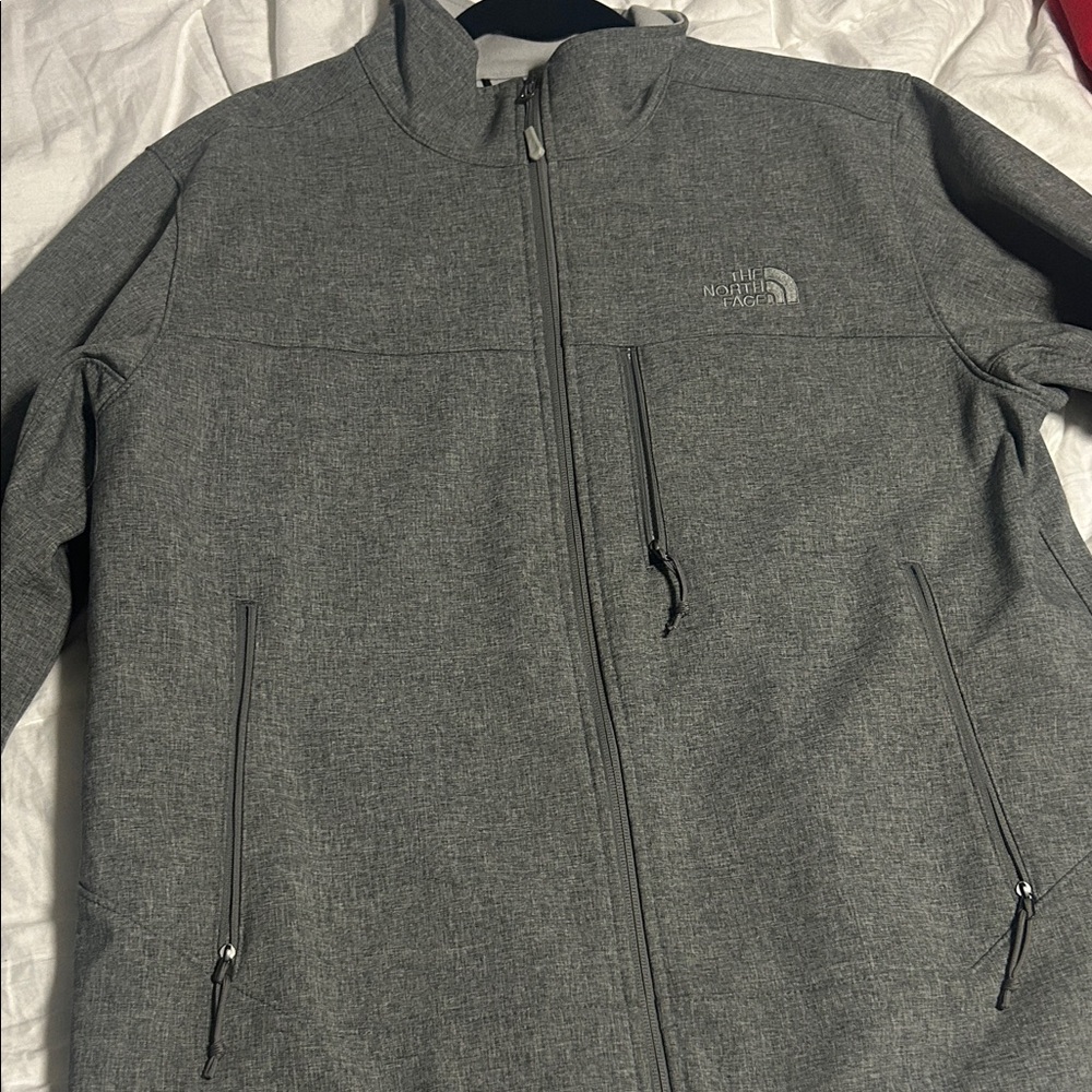 Men’s North Face Apex Barrier Soft Shell Jacket in Heather Grey